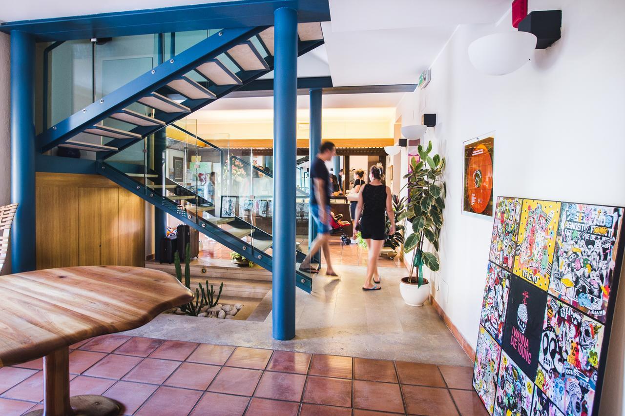 Sabrina Hotel