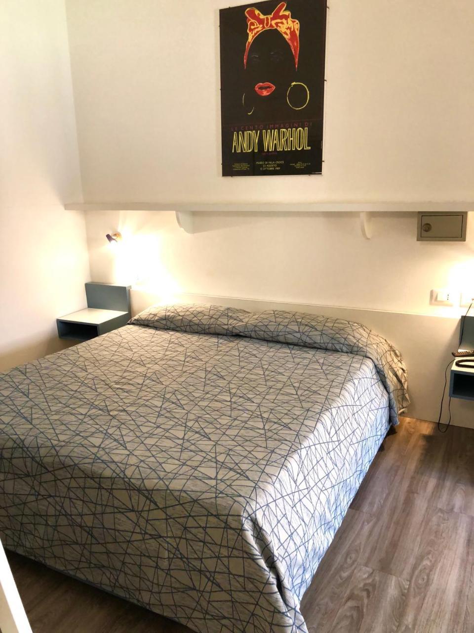 Sabrina Hotel 3*